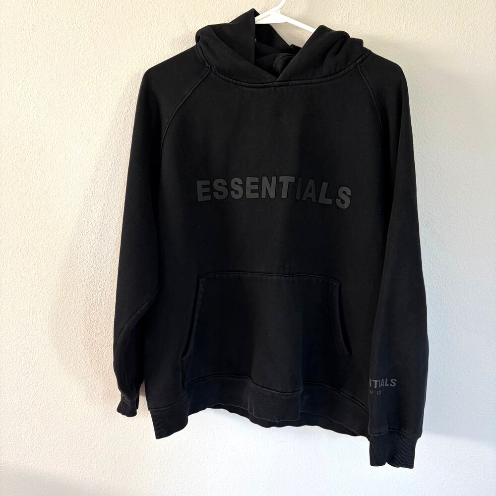 ESSENTIALS Fear of God Black Cotton Logo Hoodie (M)